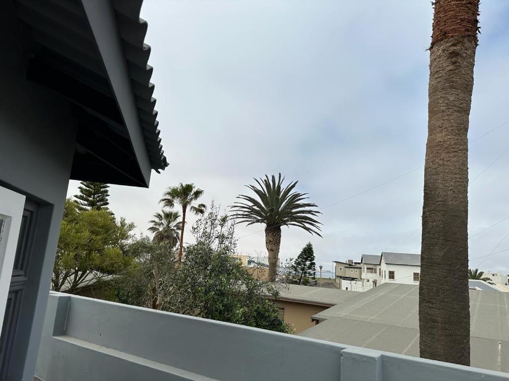 Coastwave Guest House 월브스베이 외부 사진