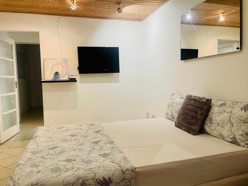 Coastwave Guest House 월브스베이 외부 사진