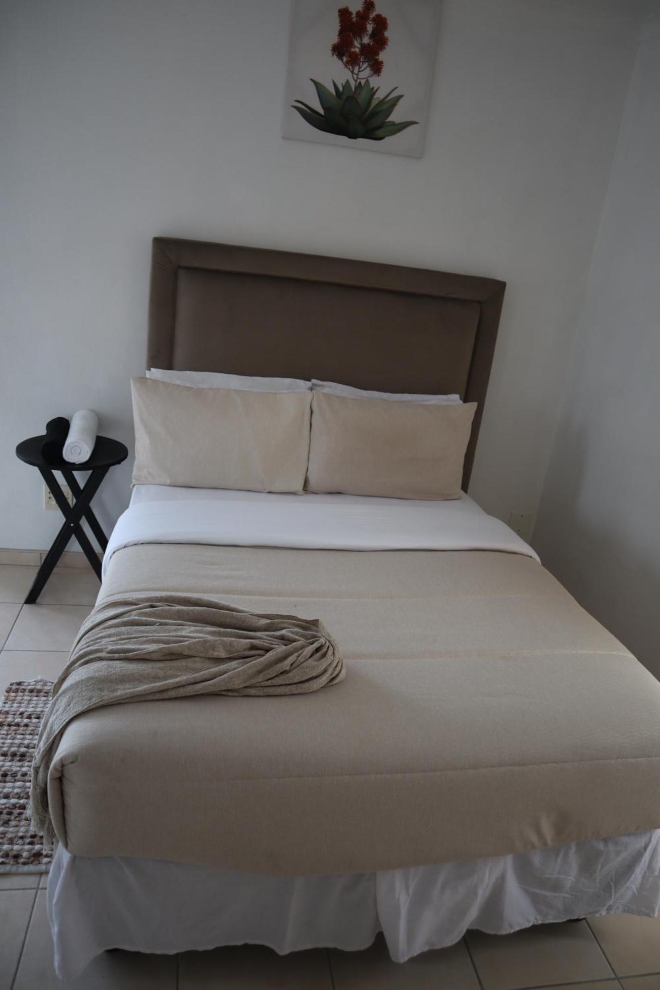 Coastwave Guest House 월브스베이 외부 사진